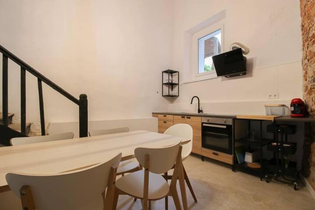 Vivienda En El Centro De Santander Appartement Buitenkant foto